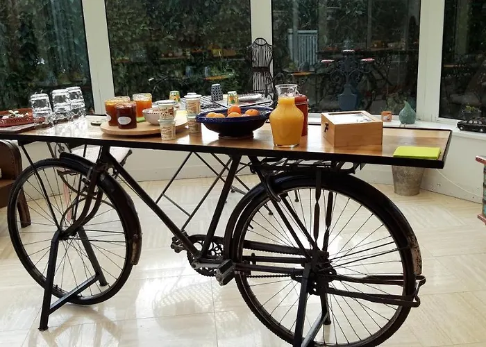 Le Suisse - Papillons Bed & Breakfast Le Vicel